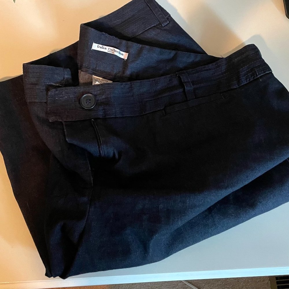 Dalia Collection Denim Capris